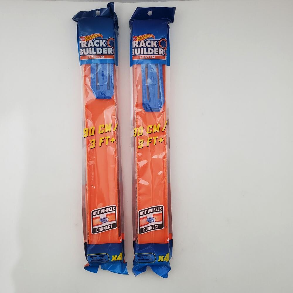 Hot Wheels Track Builder System 3 Ft + Straight Track & 4 Hot Wheels Con 2 Pack